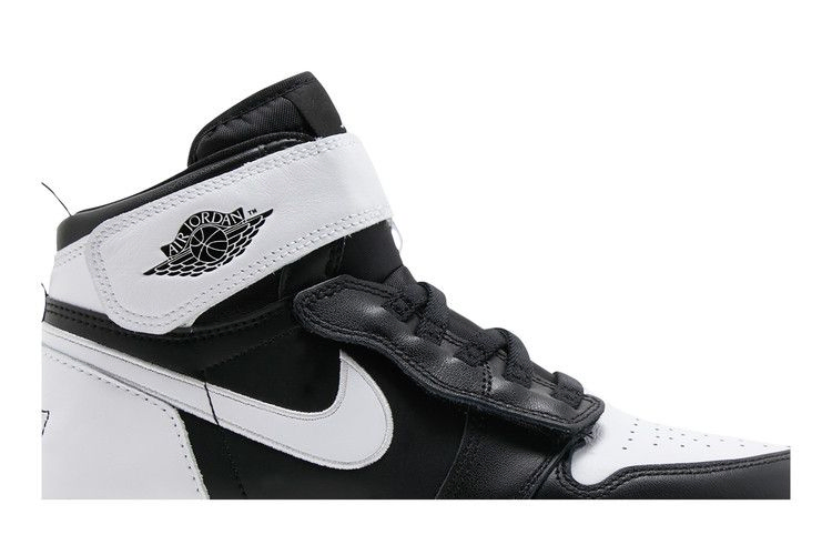 Кроссовки Air Jordan 1 High FlyEase GS 'Black White'