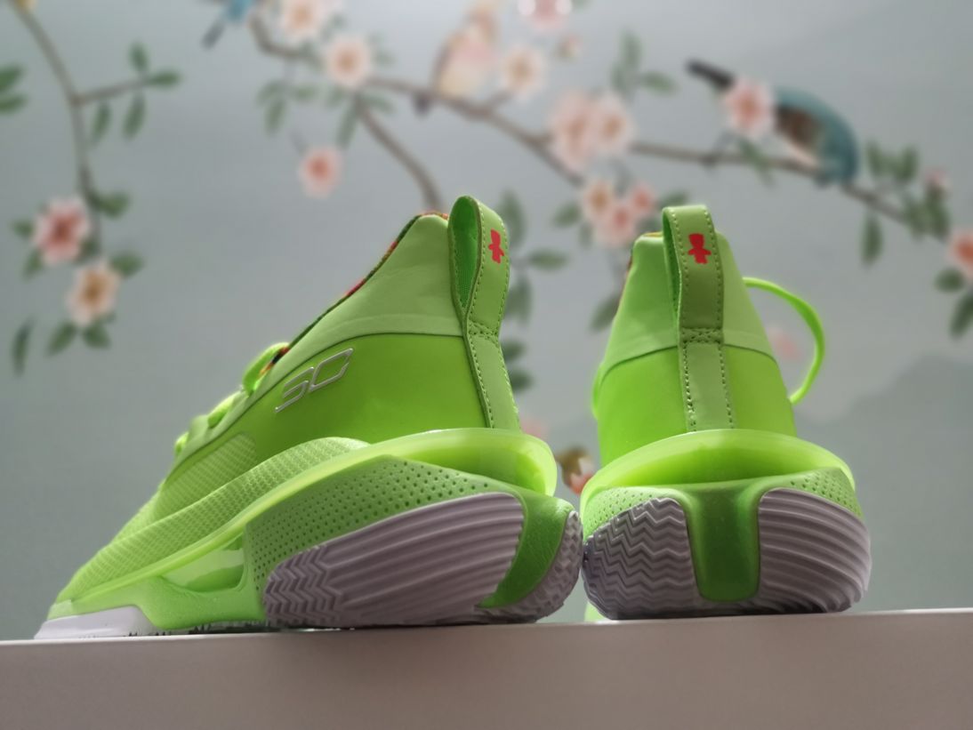 Кроссовки Sour Patch Kids x Under Armour Curry 7 Lime