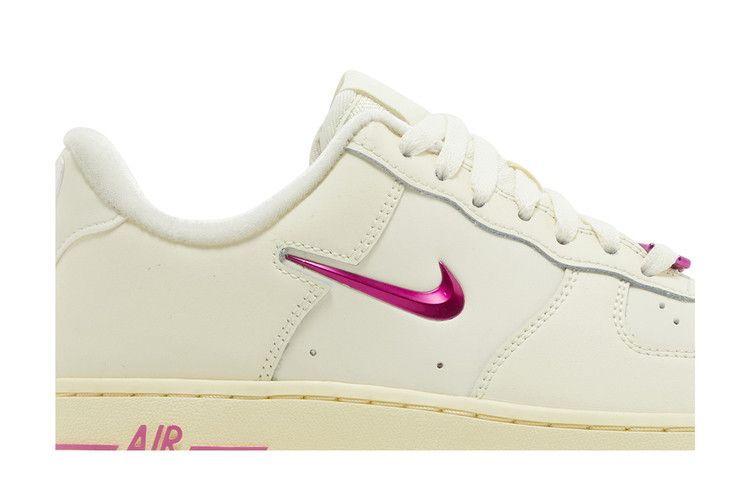 wmns-air-force-1-07-se-dance-playful-pink-fb8251-101_01