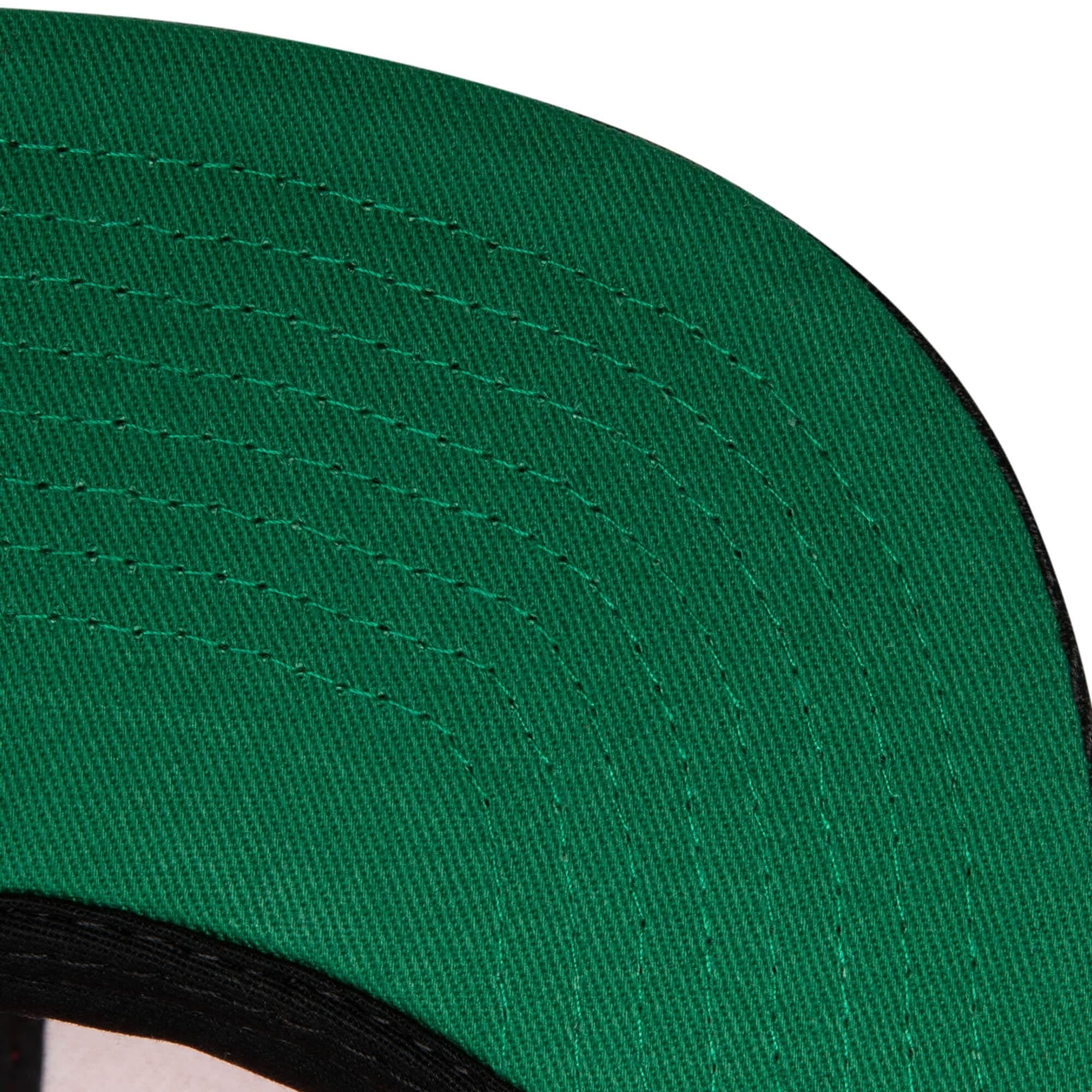 Бейсболка Mitchell & Ness Sharktooth Snapback HWC Philadelphia 76ers