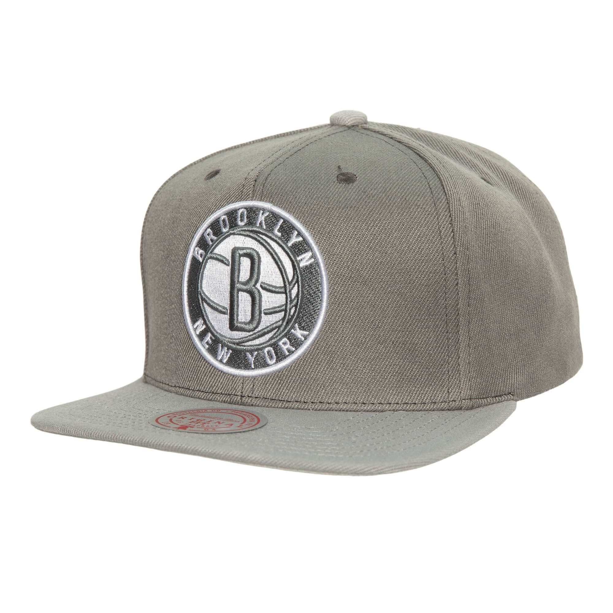Бейсболка Mitchell & Ness Cool Grey Snapback Brooklyn Nets Hat