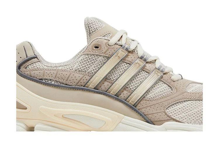 Krossovki-Adidas-Ozweego-Pro-Alumina-1