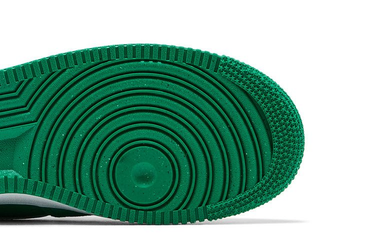 Кроссовки Nike Air Force 1 '07 LV8 'Stadium Green'