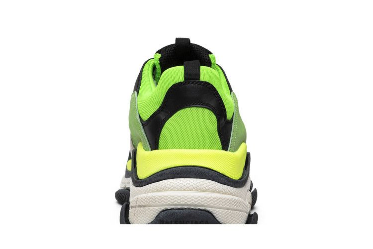 Кроссовки Balenciaga Triple S Sneaker 'Very Fluo'