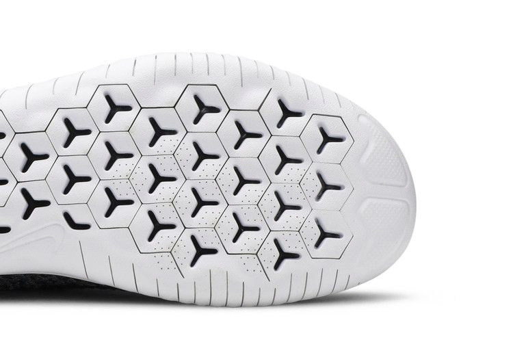 Кроссовки Nike Wmns Free RN Flyknit 2018 'White Black'
