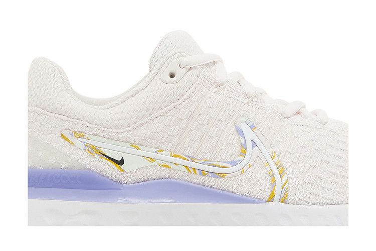 wmns-react-infinity-run-flyknit-3-premium-light-soft-pink-marble-do9477-600_01