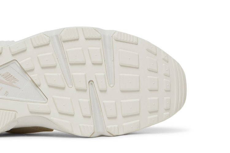 wmns-air-huarache-sail-fossil-stone-dh4439-104_04