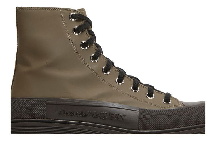 Кроссовки Alexander McQueen Tread Slick Boots 'Khaki Black'