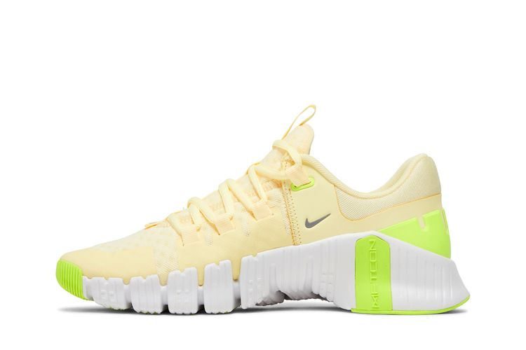 Кроссовки Nike Wmns Free Metcon 5 'Citron Tint Volt'