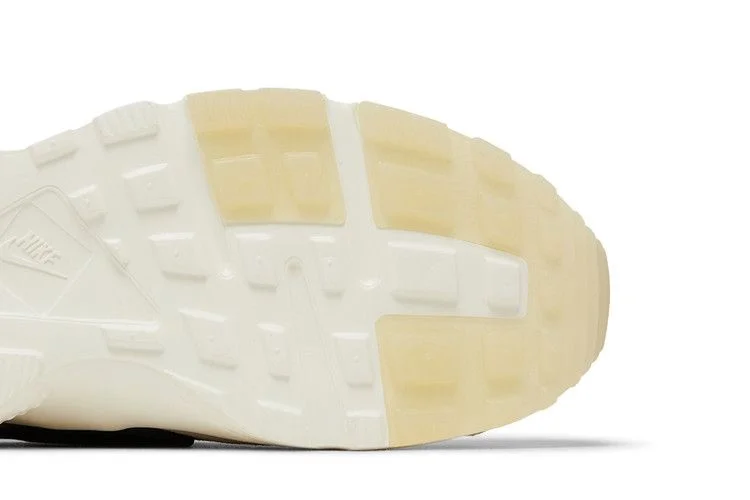 Кроссовки Nike Huarache Run GS 'Yin-Yang'