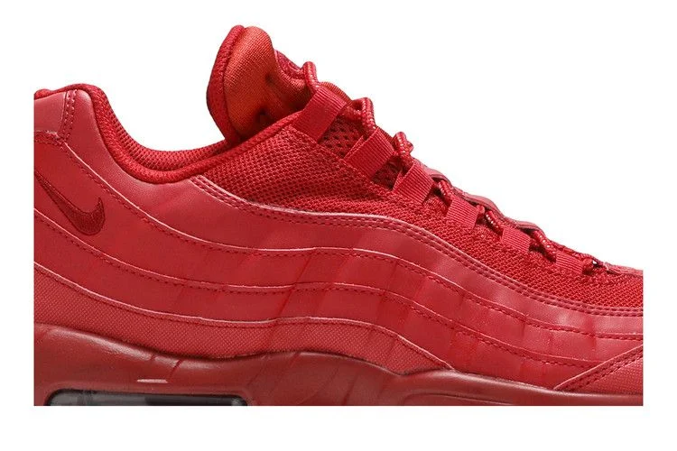 Кроссовки Nike Air Max 95 'Triple Red'