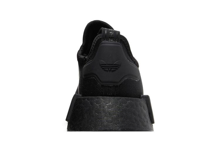 nmd_r1-j-triple-black-h03994_06