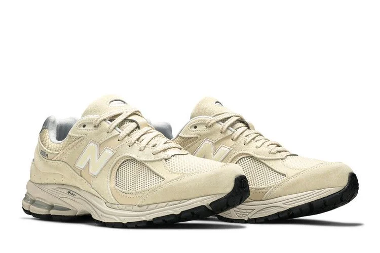 Krossovki-New-Balance-2002-Bone-7