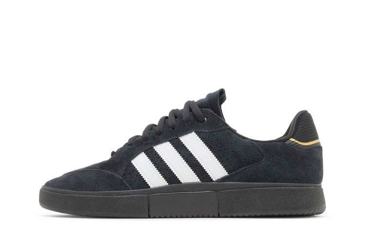 Кроссовки Adidas Tyshawn Low 'Black White Gold Suede'