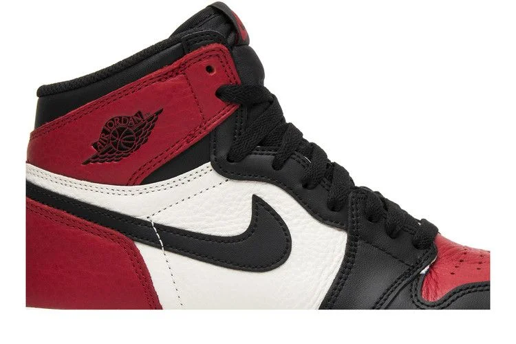 Krossovki-Air-Jordan-1-Retro-High-OG-BG-Bred-Toe-1