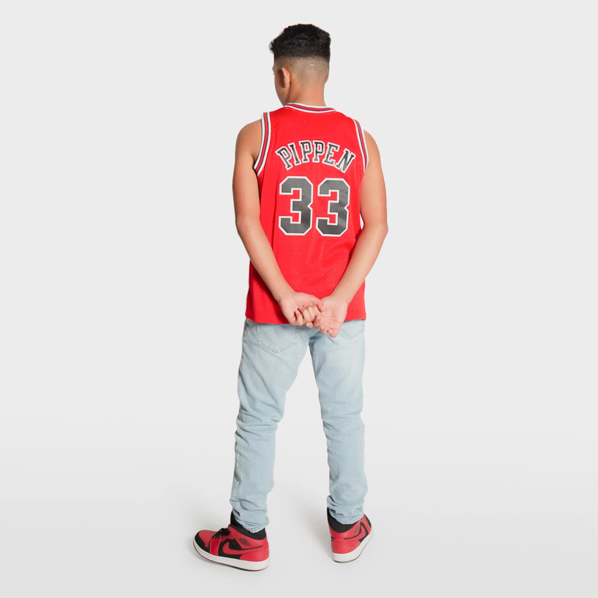 Баскетбольная джерси 1997-98 Chicago Bulls Scottie Pippen #33 Youth Swingman Hardwood Classic Red Jersey