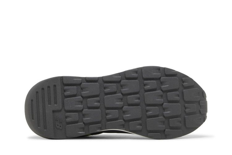 Кроссовки New Balance 57/40 Big Kid 'Black Vibrant Spring Glow'