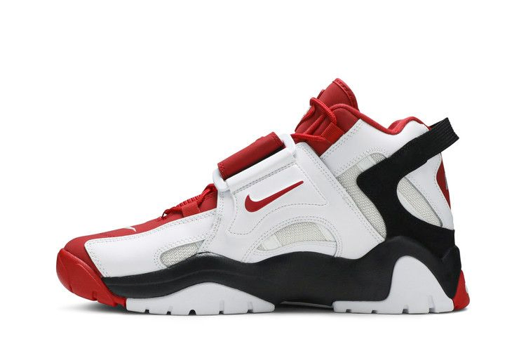 Кроссовки Nike Air Barrage Mid 'University Red'