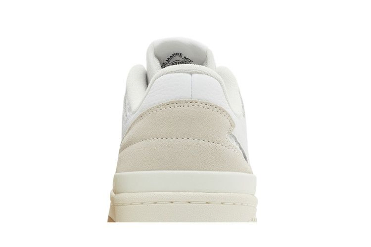 Кроссовки adidas Forum Low CL 'Allover Debossed Trefoils'