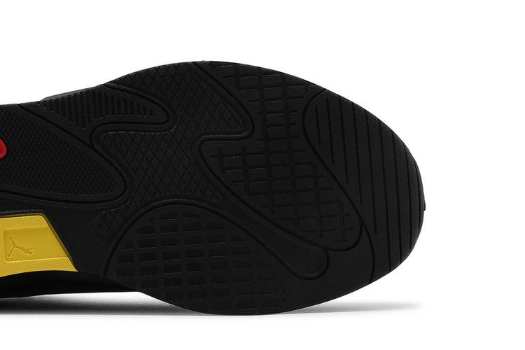 Кроссовки Scuderia Ferrari x Puma RS-Fast 'Black Rosso Corsa'