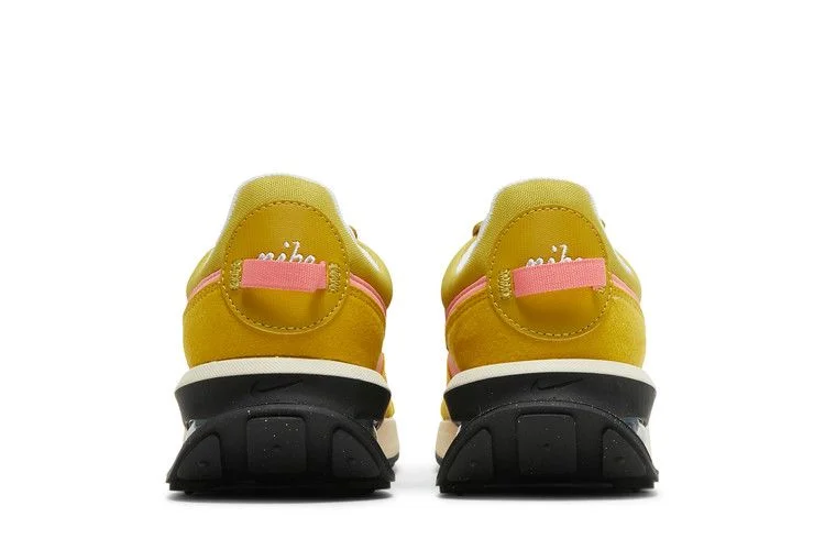 Кроссовки Nike Wmns Air Max Pre-Day LX 'Dark Citron Pink Gaze'
