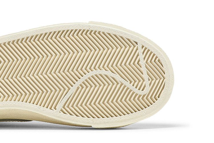 Кроссовки Nike Wmns Blazer Mid '77 Vintage 'Coconut Milk'