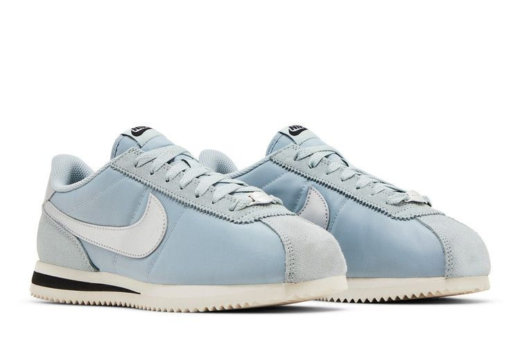 wmns-cortez-light-pumice-dz2795-002_07