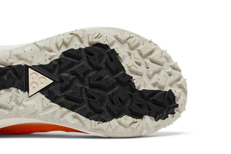 Кроссовки Nike ACG Mountain Fly 2 Low 'Laser Orange'