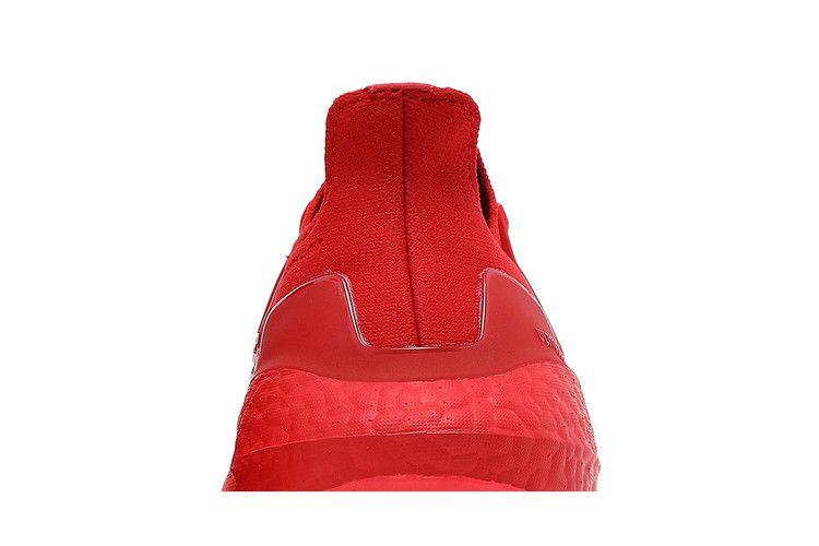 Кроссовки adidas UltraBoost 21 'Vivid Red'