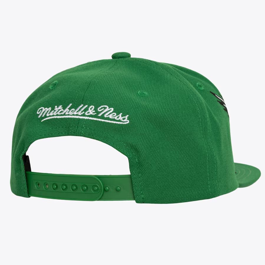 Бейсболка Mitchell & Ness Kelly Green Philadelphia Eagles XL Logo Snapback Hat