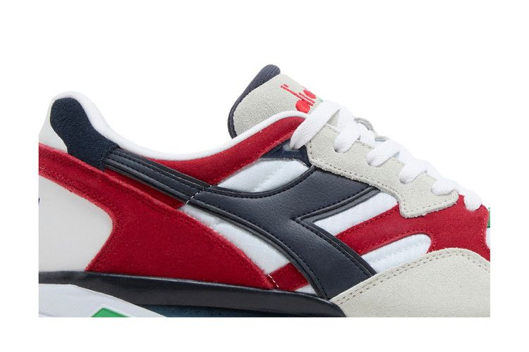 n9002-white-blue-red-501-173073-c4956_01