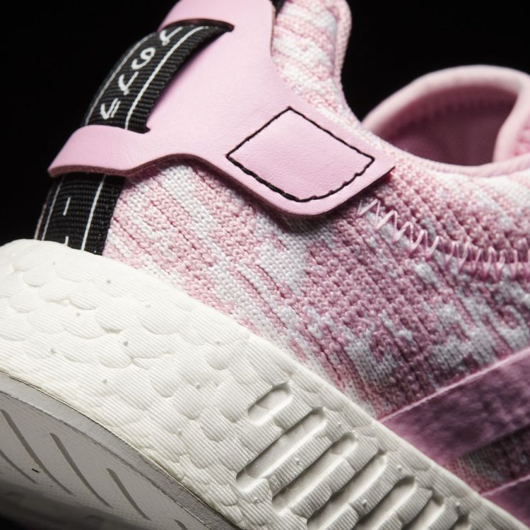 wmns-nmd-r2-wonder-pink-by9315_05