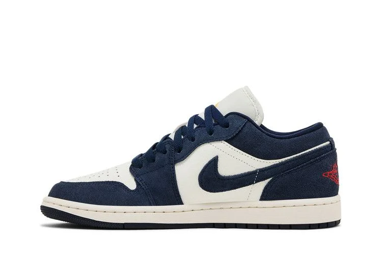 Кроссовки Air Jordan 1 Low SE 'Obsidian University Gold'