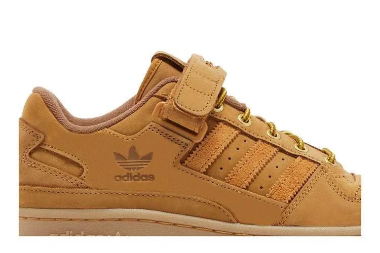 Krossovki-atmos-x-adidas-Forum-Low-Wheat-1