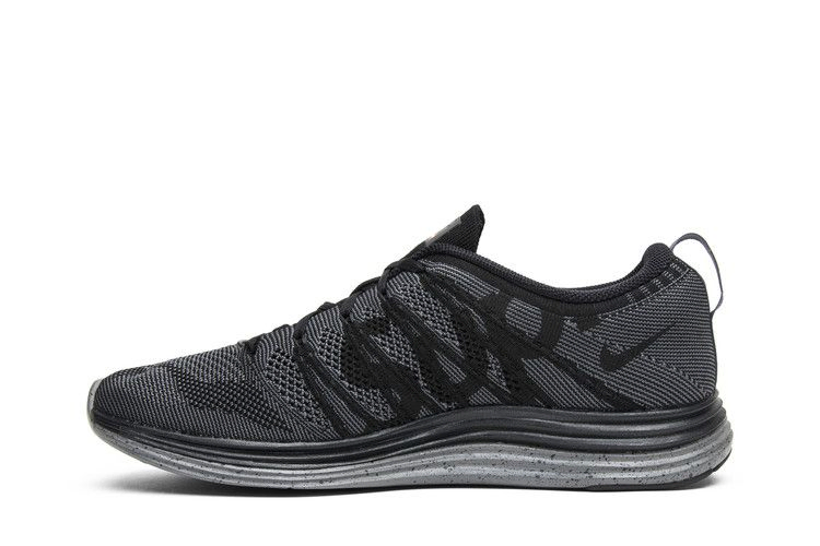 flyknit-lunar1-supreme-623823-001_02