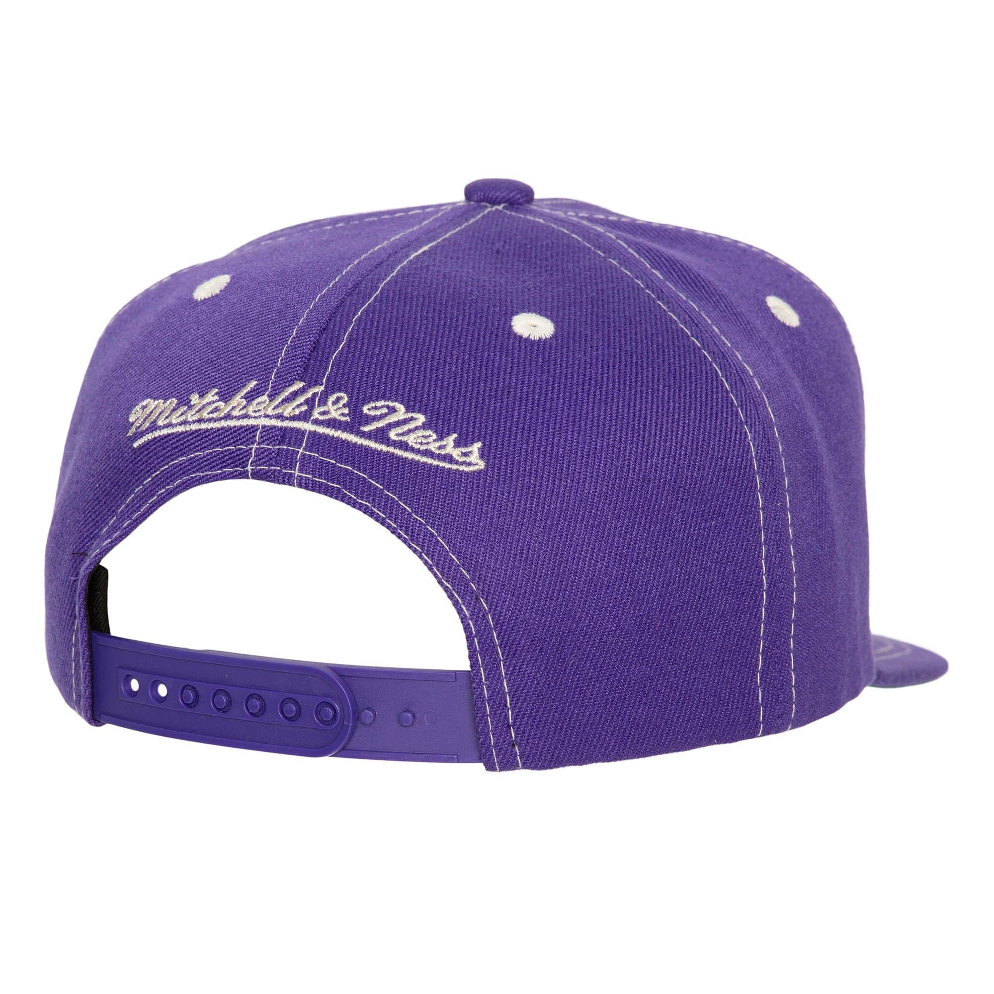 Mitchell-Ness-Contrast-Natural-Snapback-HWC-Phoenix-Suns-1