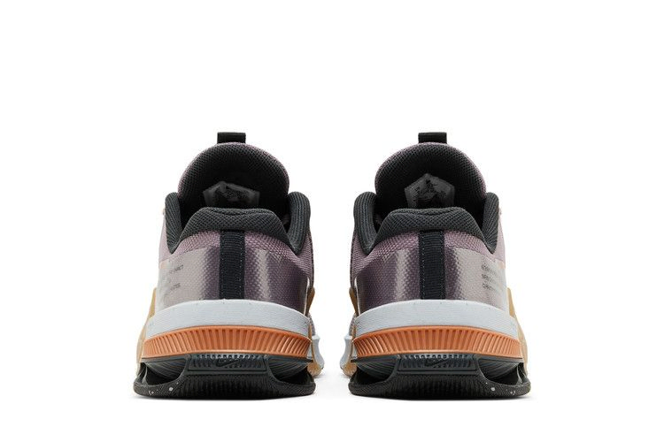 wmns-metcon-8-premium-purple-smoke-metallic-copper-dq4681-500_05