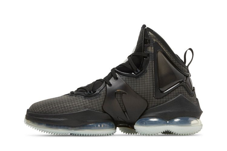 Кроссовки Nike LeBron 19 'Black Green Glow'