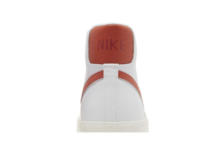 Кроссовки Nike Wmns Blazer Mid '77 'White Orange'