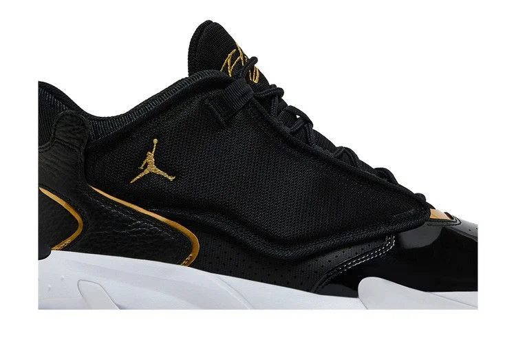 Кроссовки Air Jordan Max Aura 4 'Black Metallic Gold'