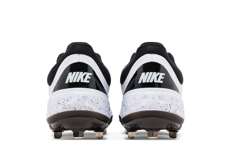 Кроссовки Nike Alpha Huarache Elite 4 Low 'White Black'