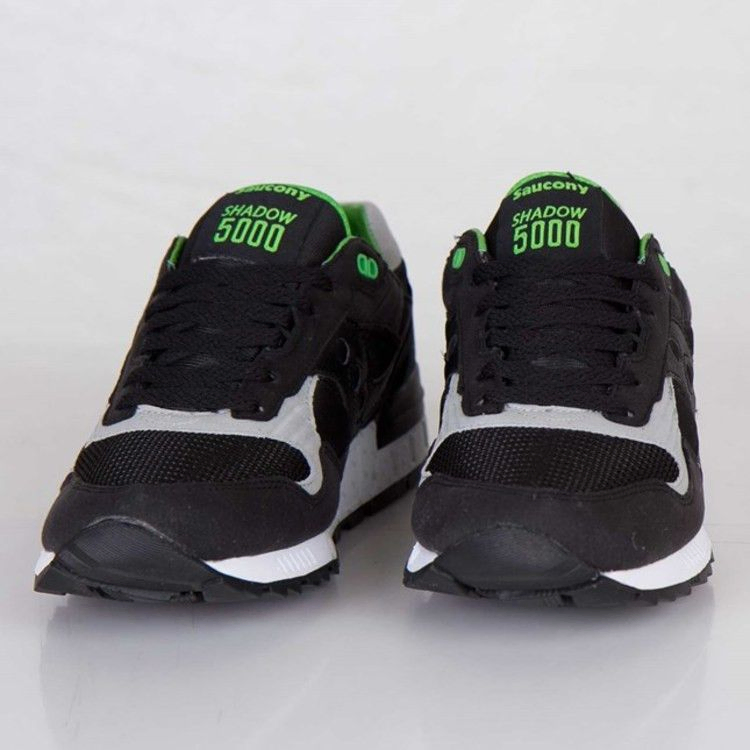 solebox-x-shadow-5000-lucanid-2-70116-2_01
