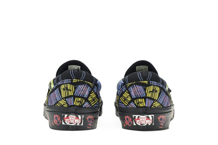 the-nightmare-before-christmas-x-classic-slip-on-oogie-boogie-vn0a4bv3ta5_05
