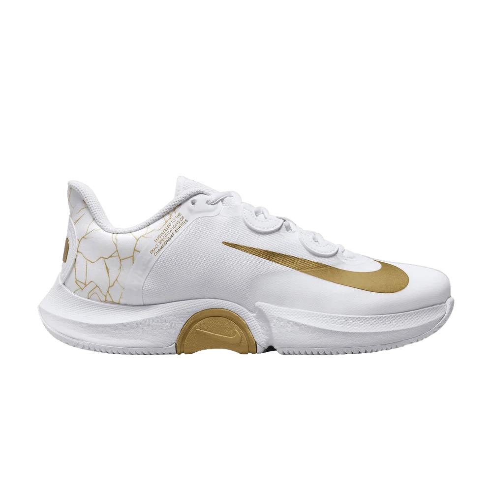 Krossovki-Naomi-Osaka-x-Wmns-NikeCourt-Air-Zoom-GP-Turbo-White-Metallic-Gold