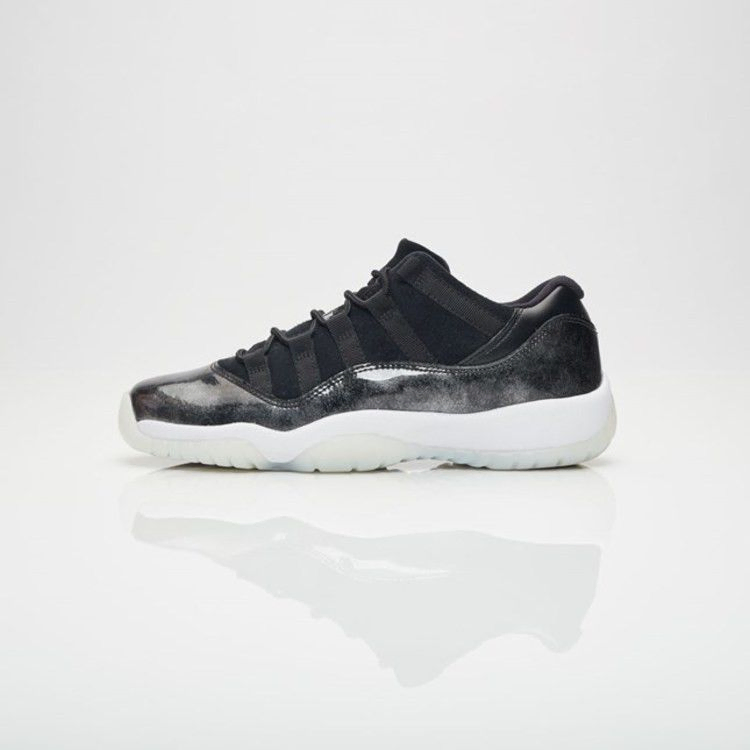 air-jordan-11-low-gs-barons-528896-010_01