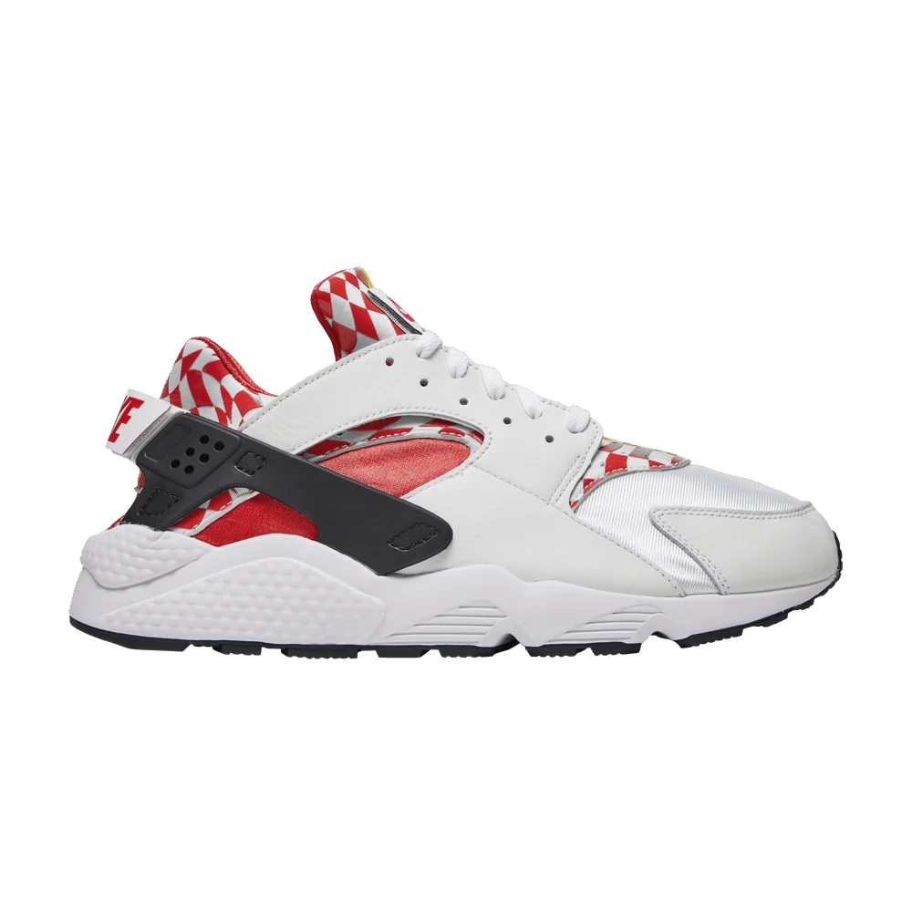 Krossovki-Liverpool-FC-x-Nike-Air-Huarache-Premium-QS