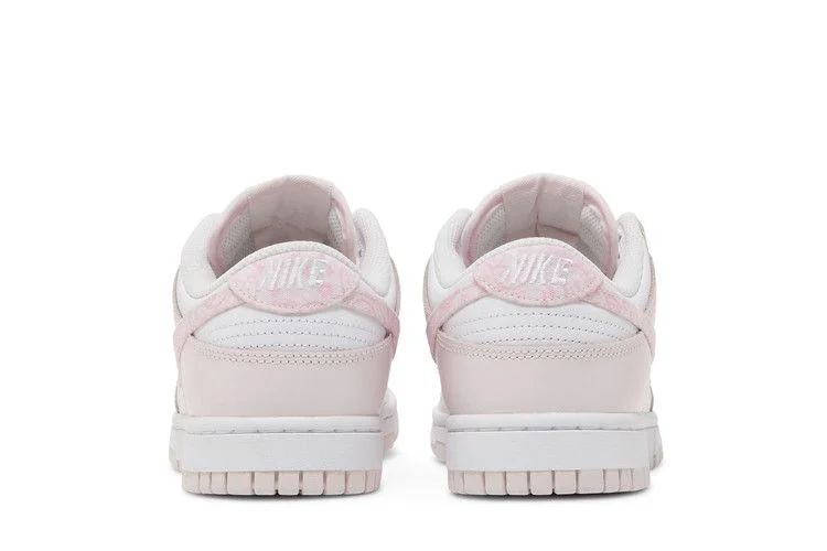 Кроссовки Nike Wmns Dunk Low 'Pink Paisley'