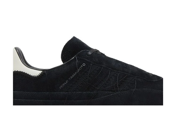 Krossovki-adidas-Y-3-Gazelle-Black-Sashiko-1