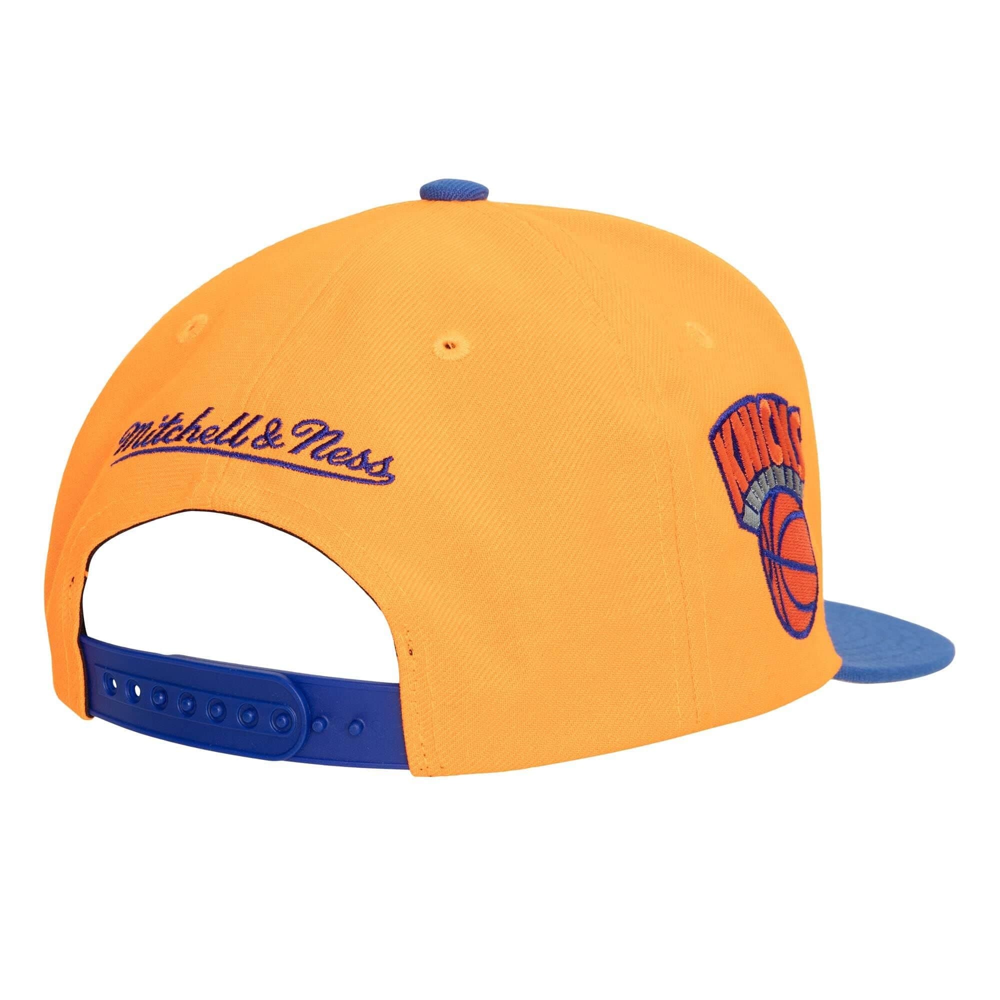 Бейсболка Mitchell & Ness Team Insider Snapback HWC New York Knicks