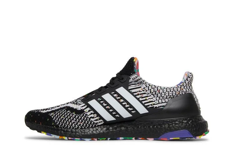 Кроссовки Kris Andrew Small x adidas UltraBoost 5.0 'Pride'